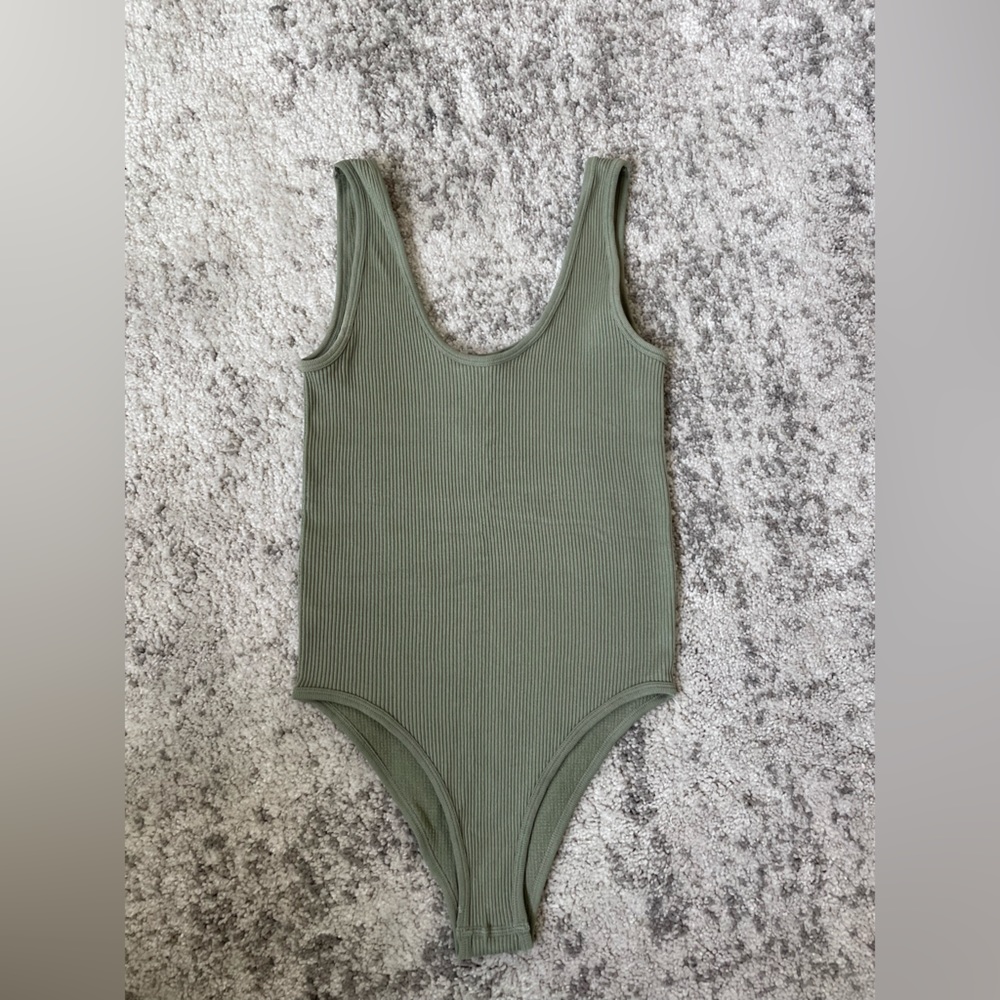 Zara Army Green Ribbed Bodysuit XS